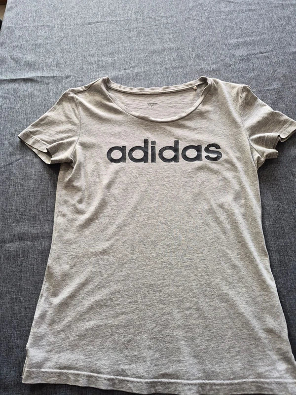 Adidas Damen Linear Logo T-Shirt in Grau Meliert – Gr. S