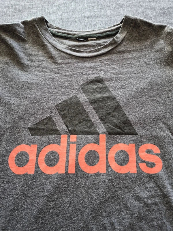 Adidas Damen Logo T-Shirt in Grau MeliertKoralle – ca. Gr. SM