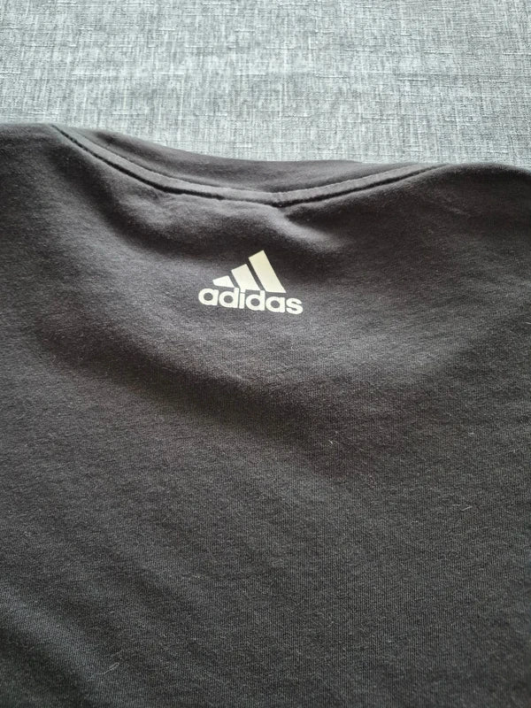 Adidas Damen Logo T-Shirt in SchwarzDunkelgrau – Gr. S