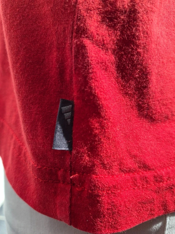 Adidas Vintage Performance T-Shirt Rot – Herren Größe XXL  2XL (Mit Gebrauchsspuren  Schnäppchen)