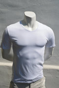 BOSS Hugo Boss Premium V-Neck T-Shirt in Weiß mit Logo-Stick – Gr. S (S/M)