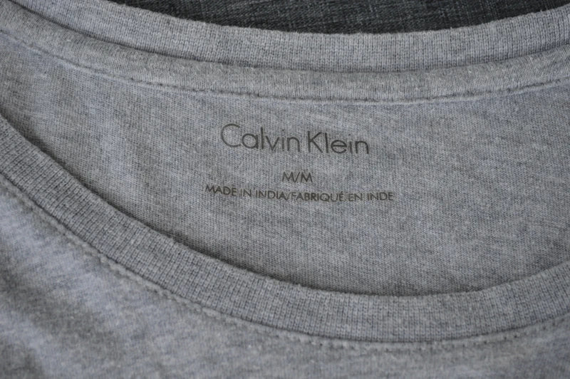 Calvin Klein Graphic Stripe T-Shirt in Hellgrau-Melange – Gr. M