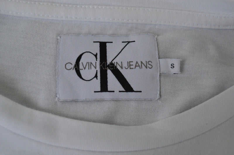 Calvin Klein Jeans Damen Monogramm T-Shirt in Weiß – Gr. S