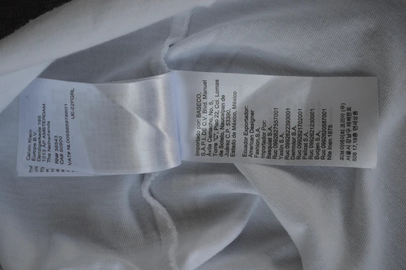 Calvin Klein Jeans Monogram Logo T-Shirt in Weiß – Gr. M