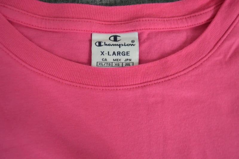 Champion Classic Script Logo T-Shirt – MagentaNeon-Pink – Gr. XL (Hervorragend)