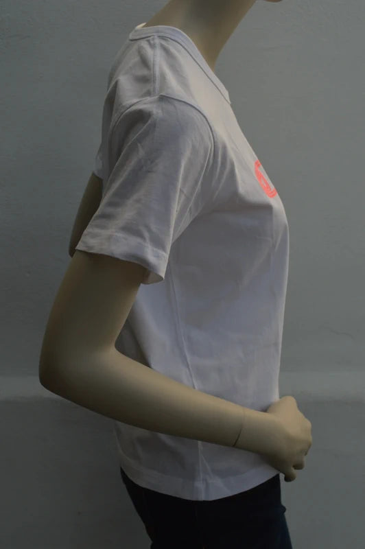 Champion Japan-Style Katakana Graphic T-Shirt in Weiß – Gr. S (Boxy Fit)