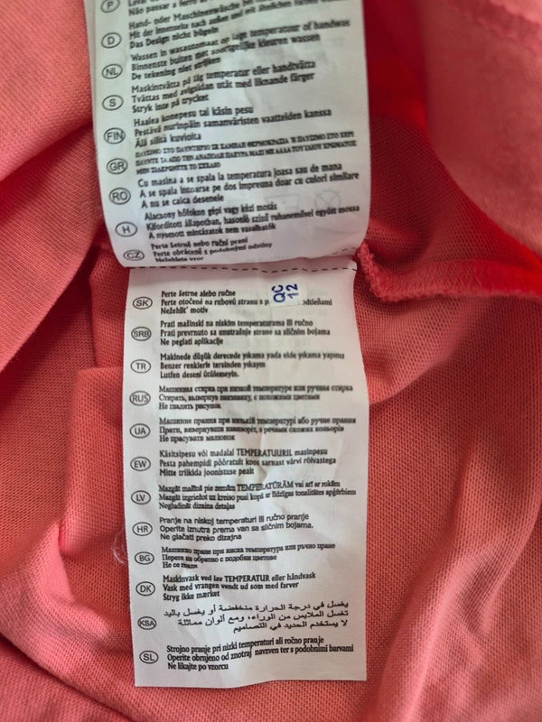 Champion – Damen T-Shirt mit Brust-Stickerei in Lachsrot / Coral – Gr. M