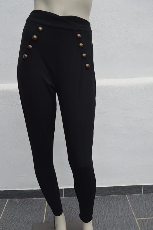 Coolcat „Bring on the Night“ High-Waist Stretchhose mit Zierknöpfen – Schwarz – Größe XS (Sehr guter Zustand)