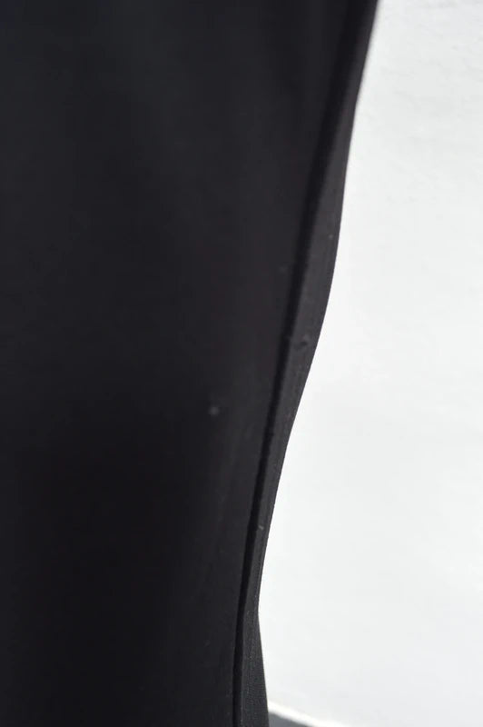 Coolcat „Bring on the Night“ High-Waist Stretchhose mit Zierknöpfen – Schwarz – Größe XS (Sehr guter Zustand)