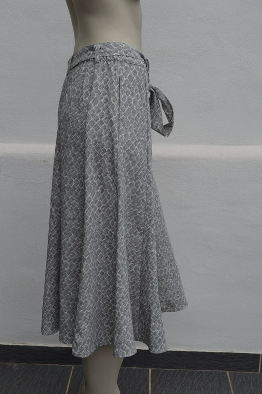 Damart Midi-Rock mit Gürtel & Schlangenmuster-Print – GrauWeiß – Gr. 40 (Sehr gut)