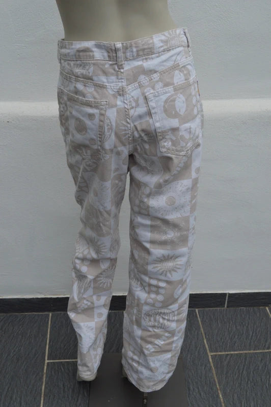 H&M x Smiley Damen High Waist Jeans mit Allover-Print in BeigeWeiß – Gr. 36