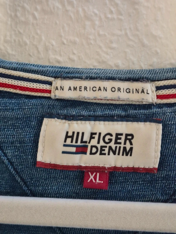 Hilfiger Denim Herren Slub-Jersey T-Shirt Blau – Größe XL (Mit kleinem Makel  Bastler-Schnäppchen)