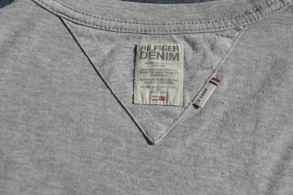 Hilfiger Denim Herren Vintage-Print T-Shirt in Grau-Meliert – Gr. XL
