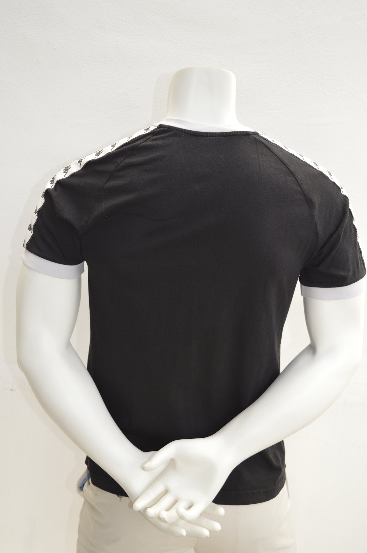 Kappa Herren Banda Ringer T-Shirt in Schwarz/Weiß – Gr. S