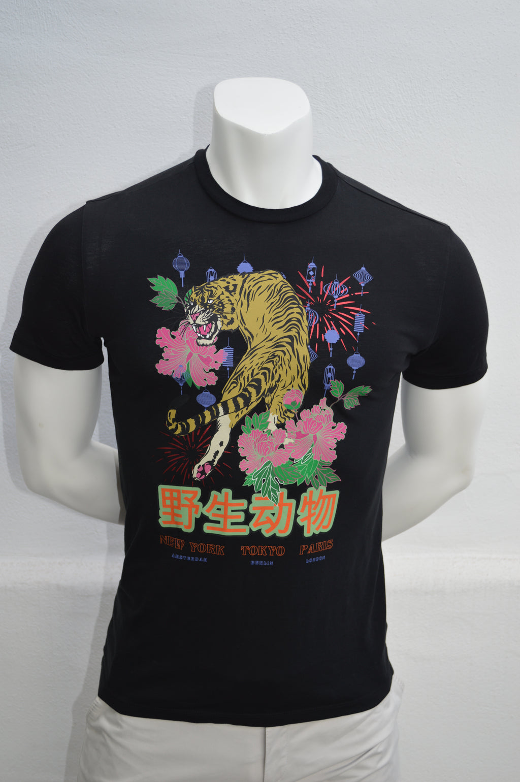 LOAVIES Damen Tiger Graphic T-Shirt in Schwarz mit "Wildlife"-Print – Gr. XS