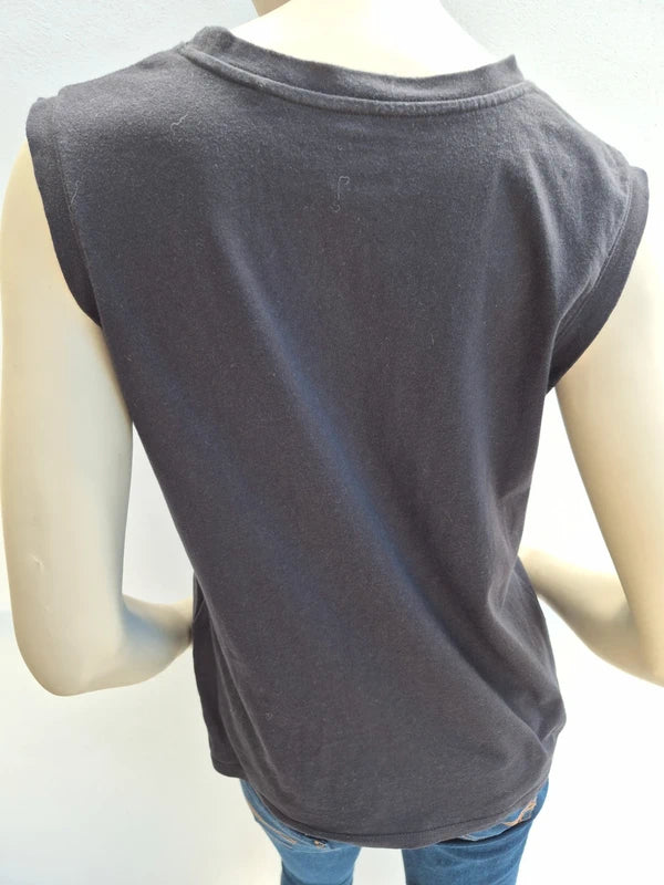 Levi's Damen Classic Batwing Sleeveless T-Shirt in Schwarz – Gr. M