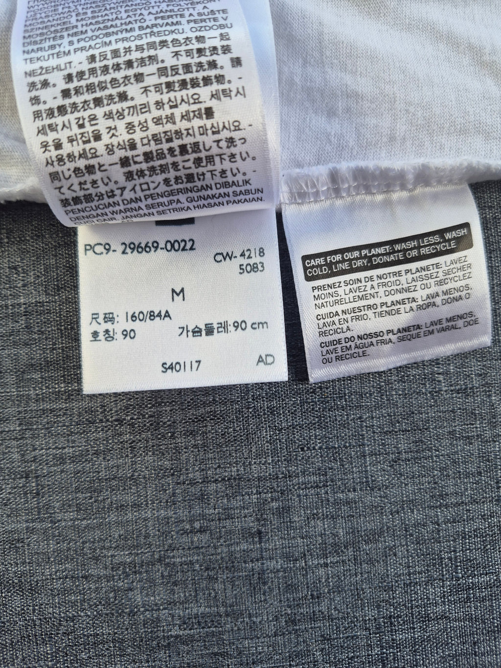 Levi's Damen Muscle Tanktop Graphic Muscle Tee mit rotem Batwing-Logo – Weiß – Gr. M