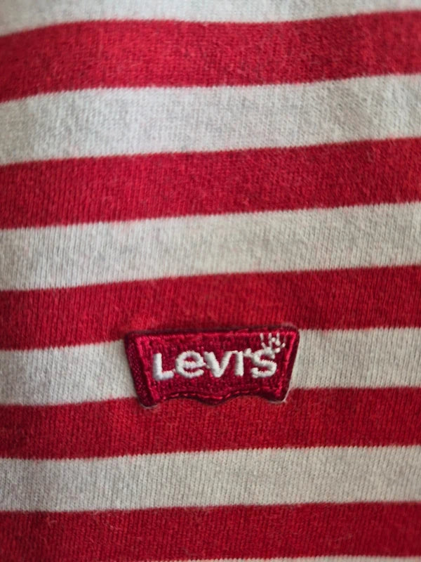 Levi's – Damen T-Shirt "Perfect Tee" gestreift in Rot / Weiß – Gr. S