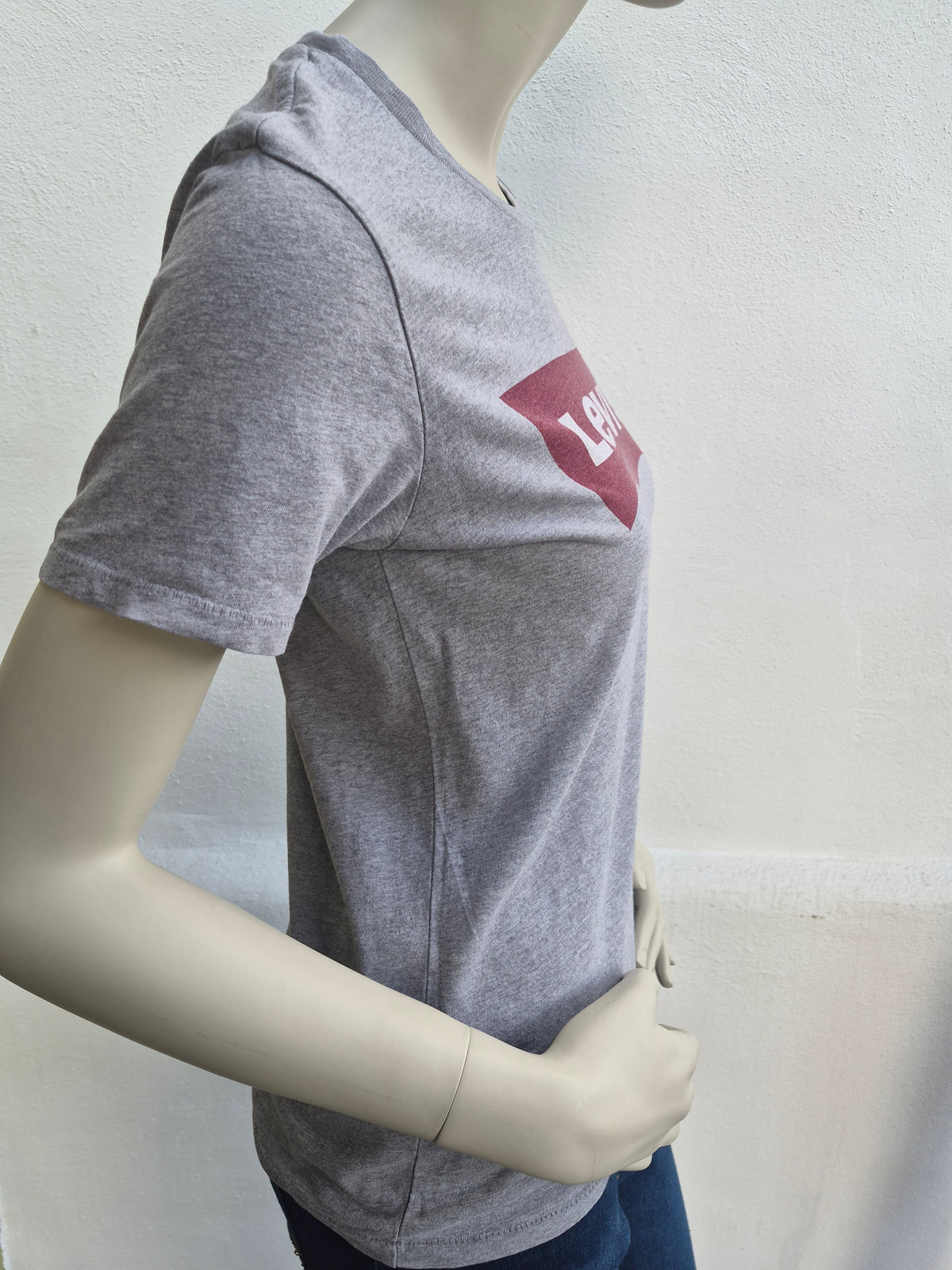 Levi's Damen T-Shirt "The Perfect Tee" mit rotem Batwing-Logo – Graumeliert – Gr. XXS