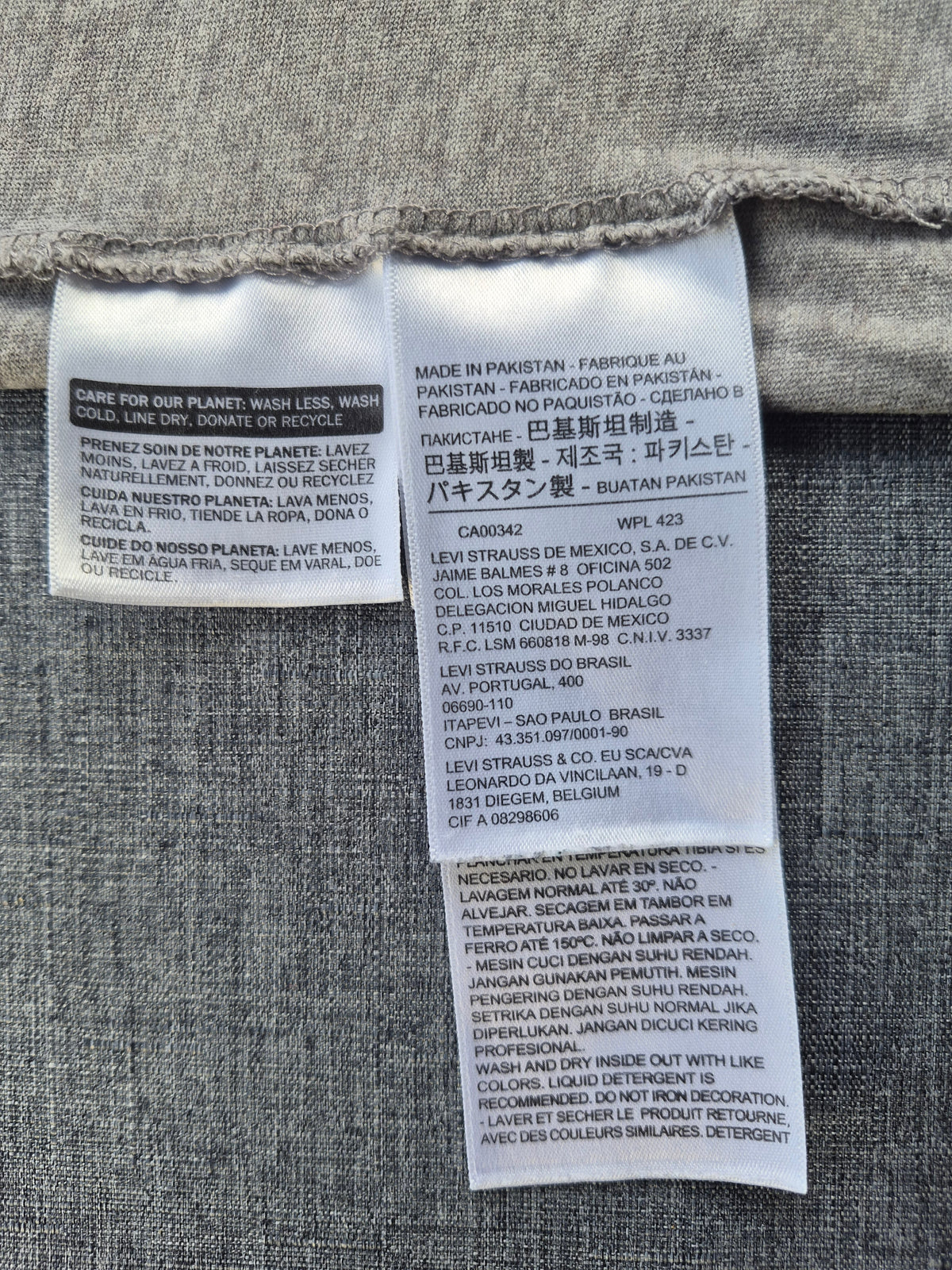 Levi's Damen T-Shirt "The Perfect Tee" mit rotem Batwing-Logo – Graumeliert – Gr. XXS