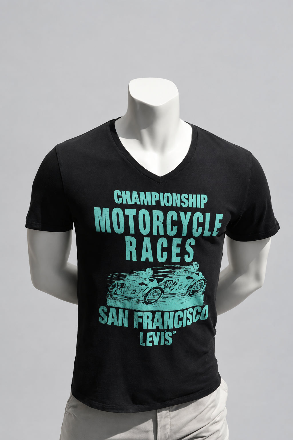 Levi's Graphic V-Neck T-Shirt "Motorcycle Races San Francisco" in Schwarz – Gr. S