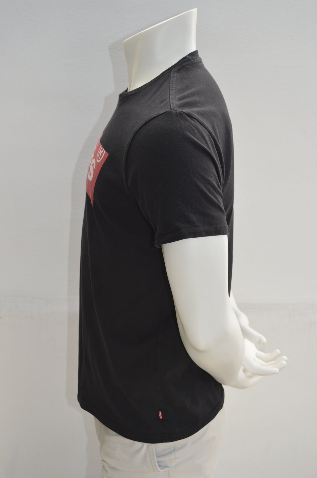 Levi's Herren Classic Batwing Logo T-Shirt in Schwarz – Gr. L