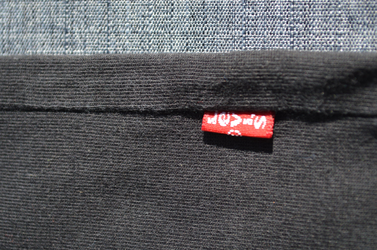 Levi's Herren Classic Batwing Logo T-Shirt in Schwarz – Gr. L