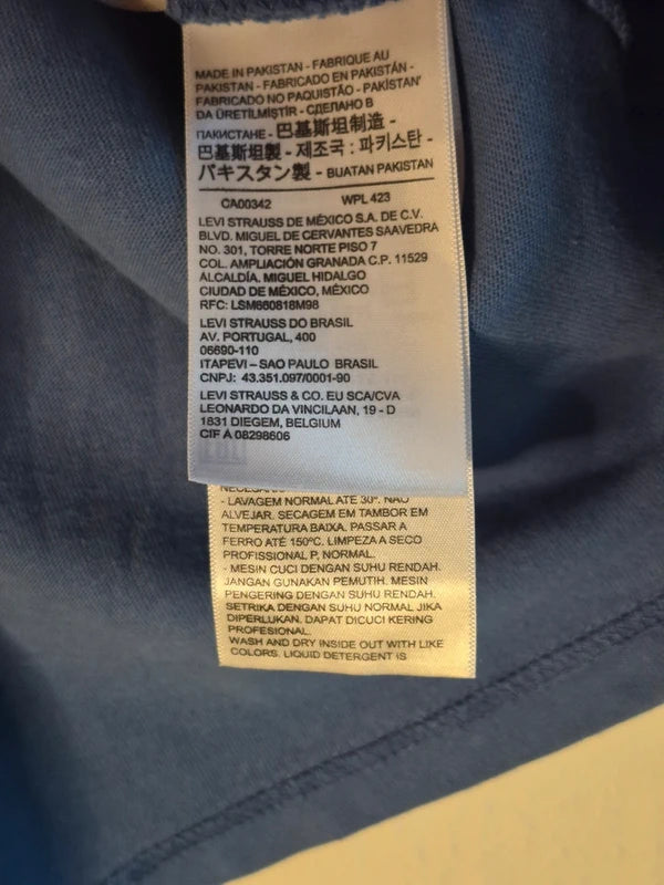 Levi's Herren Colorblock T-Shirt – BlauWeiß mit großem Logo – Gr. XS (Hervorragender Zustand)