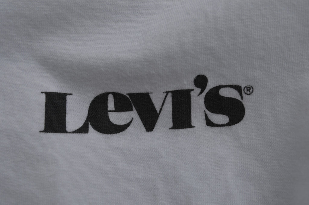 Levi's Herren Slim Fit Logo T-Shirt in Weiß – Gr. M