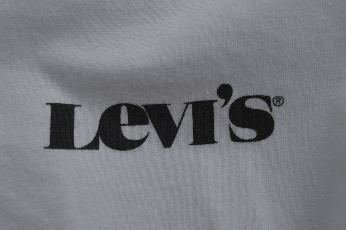 Levi's Herren Slim Fit Logo T-Shirt in Weiß – Gr. M