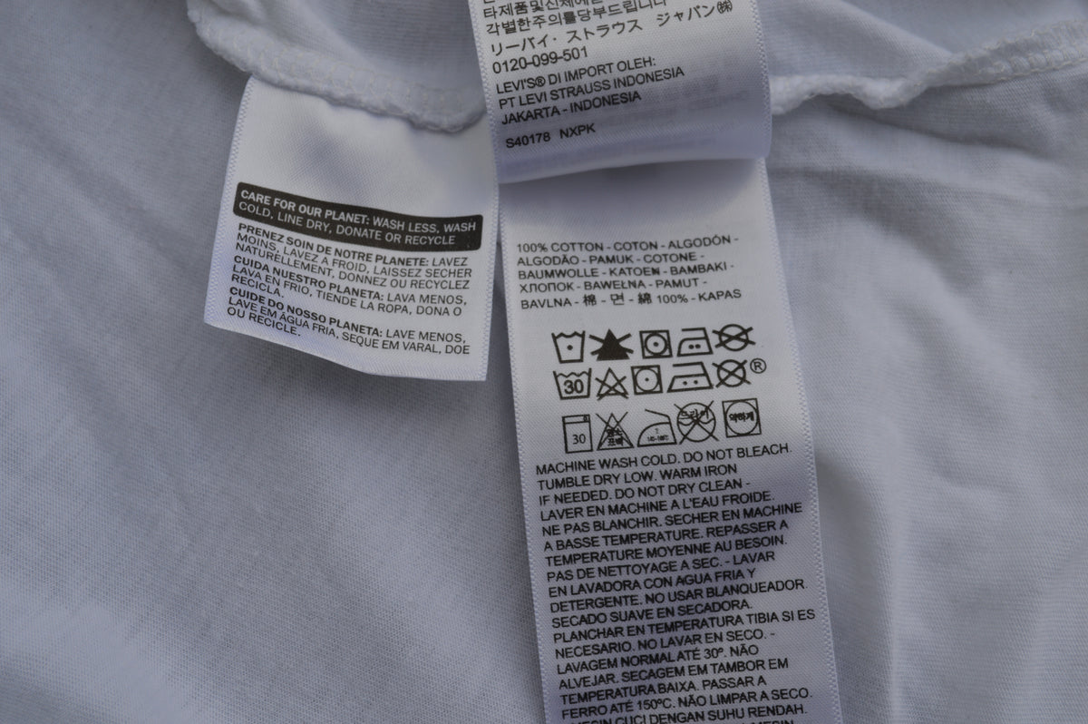 Levi's Herren Slim Fit Logo T-Shirt in Weiß – Gr. M