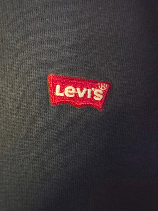 Levi's Herren V-Neck T-Shirt – Dunkelblau mit Red Tab – Gr. L (Gepflegter Zustand mit kl. Makel)