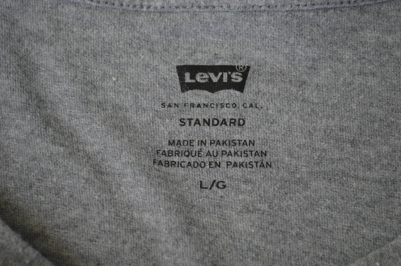 Levi's Standard Classic Batwing Logo Patch T-Shirt in Grau Meliert – Gr. L