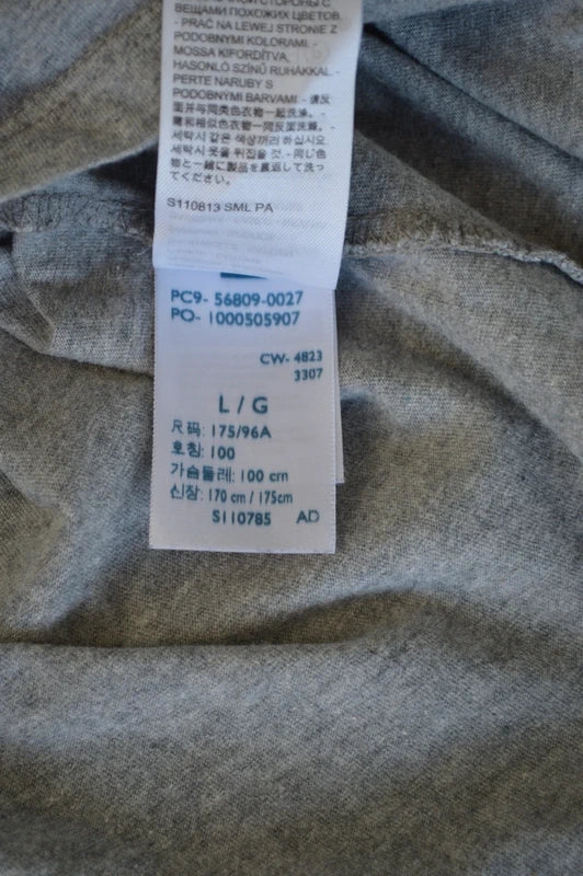 Levi's Standard Classic Batwing Logo Patch T-Shirt in Grau Meliert – Gr. L