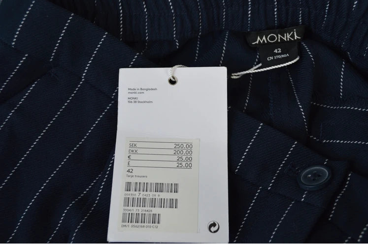NWT Monki "Tarja" Nadelstreifen-Hose in Navy/Weiß – Gr. 42