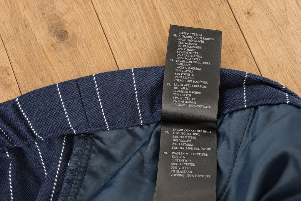 NWT Monki "Tarja" Nadelstreifen-Hose in Navy/Weiß – Gr. 42