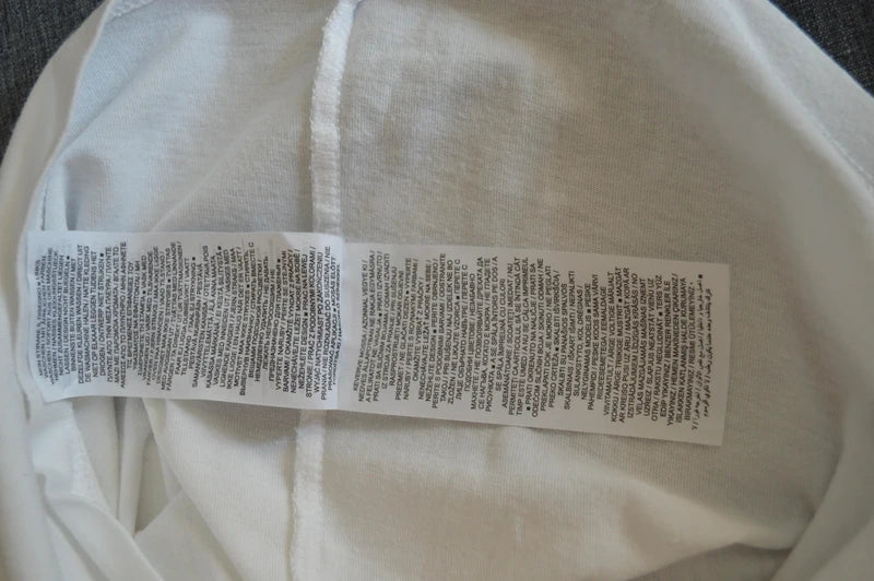 Nike Air „Center Logo“ T-Shirt mit Ärmel-Stickerei – Weiß – Gr. XS (Hervorragend)