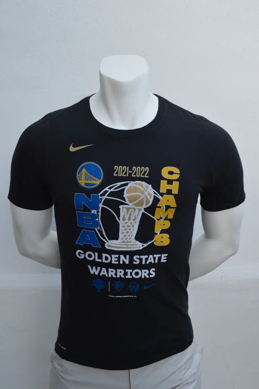 Nike Golden State Warriors 2022 NBA Champions T-Shirt in Schwarz – Gr. XS/S