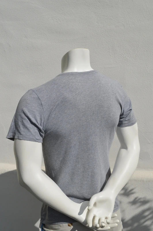 Nike Herren Classic Embroidered Logo Tee in Grau-Meliert – Gr. S