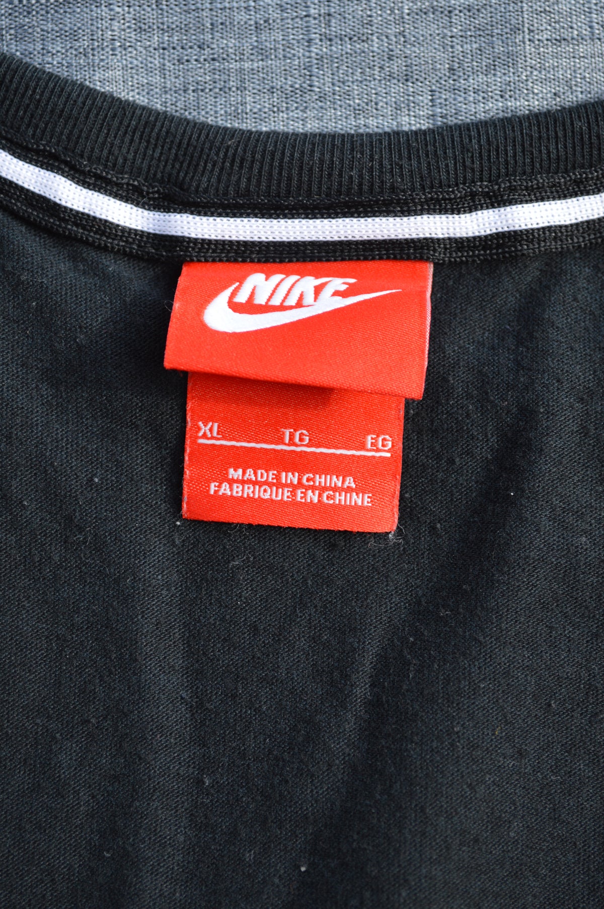 Nike Herren "Just Do It" Tri-Blend Muscle Tanktop in Schwarz – Gr. XL