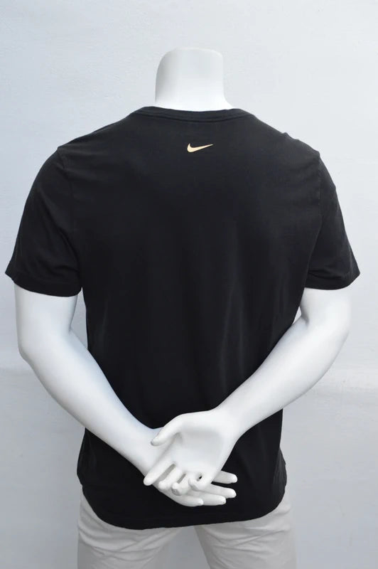 Nike LeBron James T-Shirt Strive For Greatness in Vintage-SchwarzGold – Gr. L