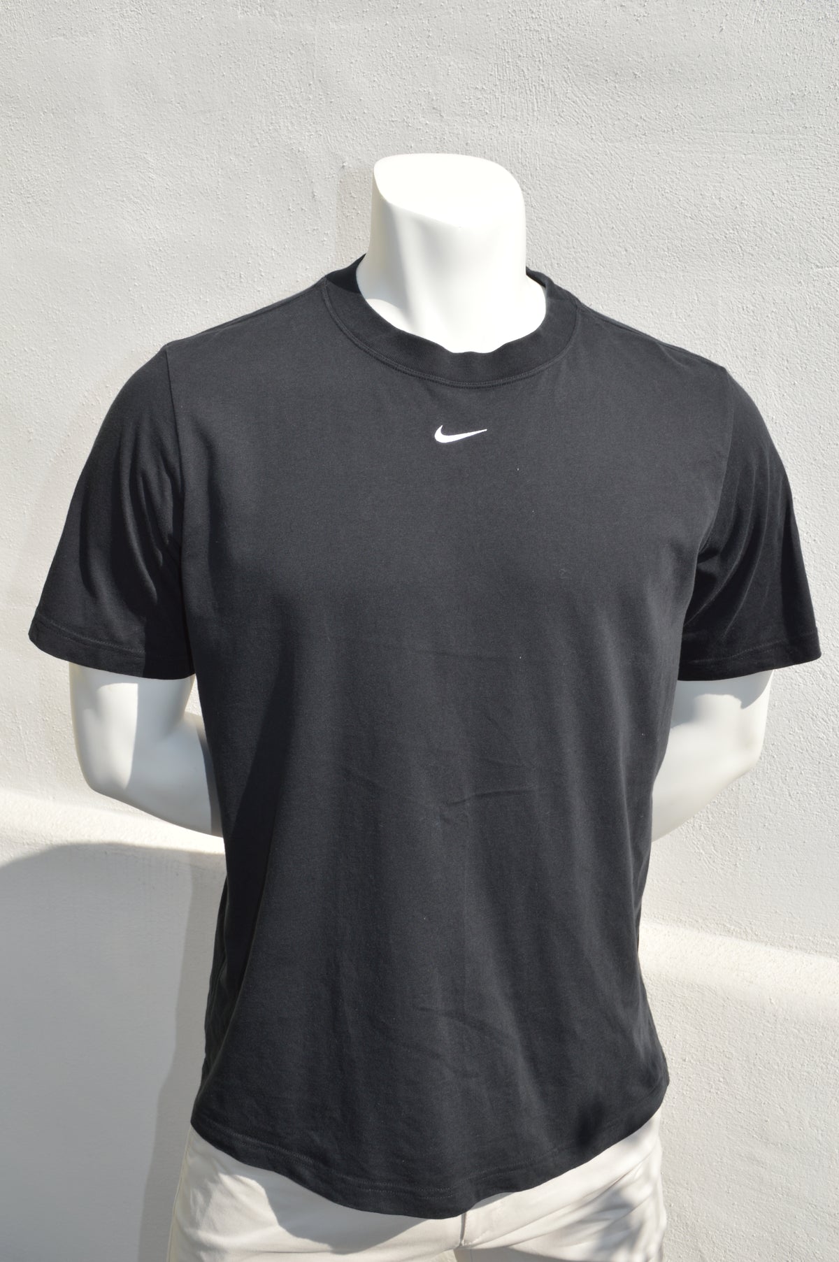 Nike Solo Swoosh T-Shirt Schwarz – Größe M