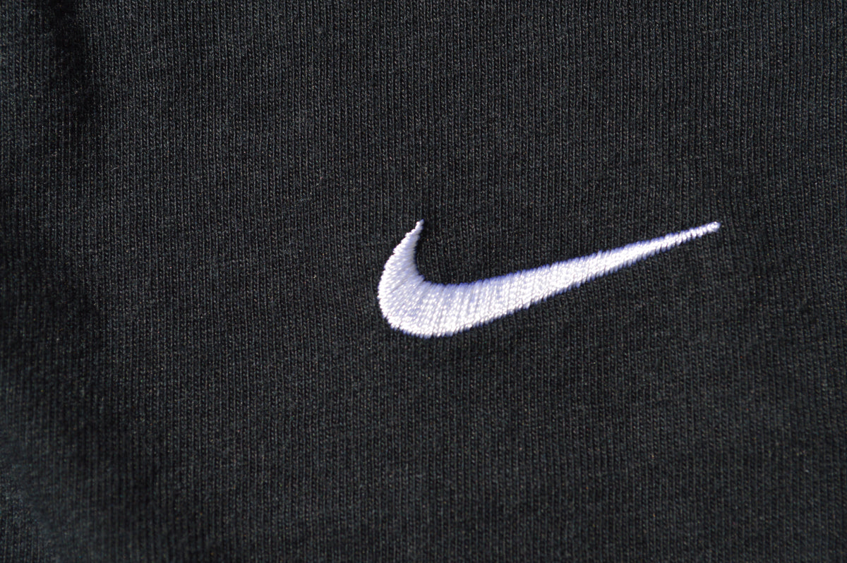Nike Solo Swoosh T-Shirt Schwarz – Größe M