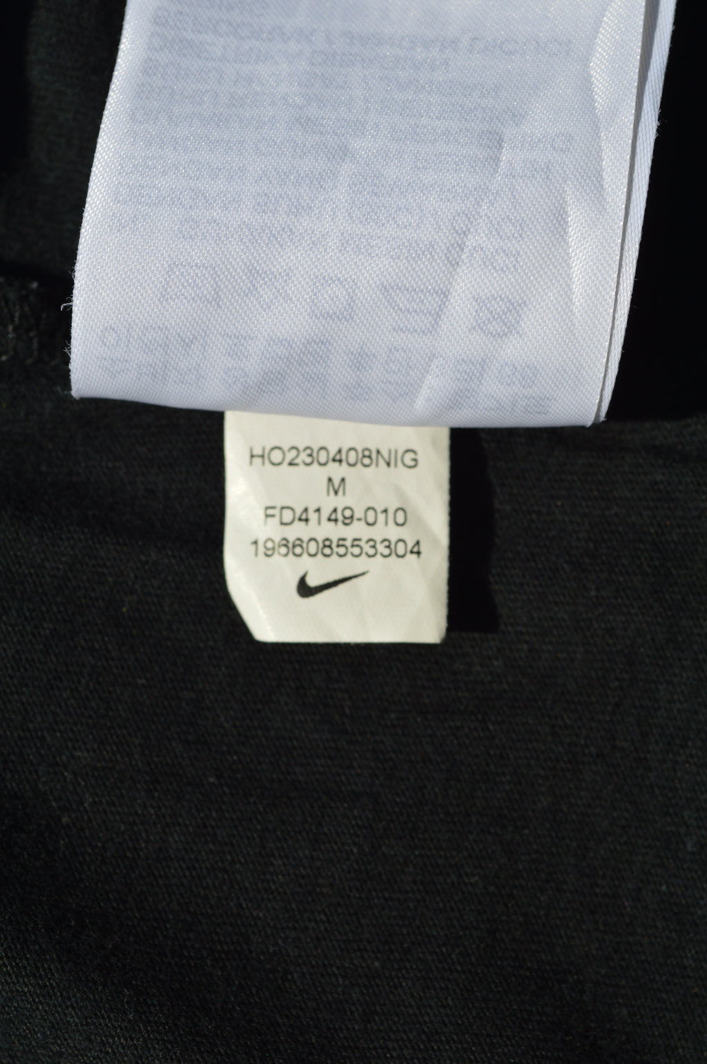 Nike Solo Swoosh T-Shirt Schwarz – Größe M