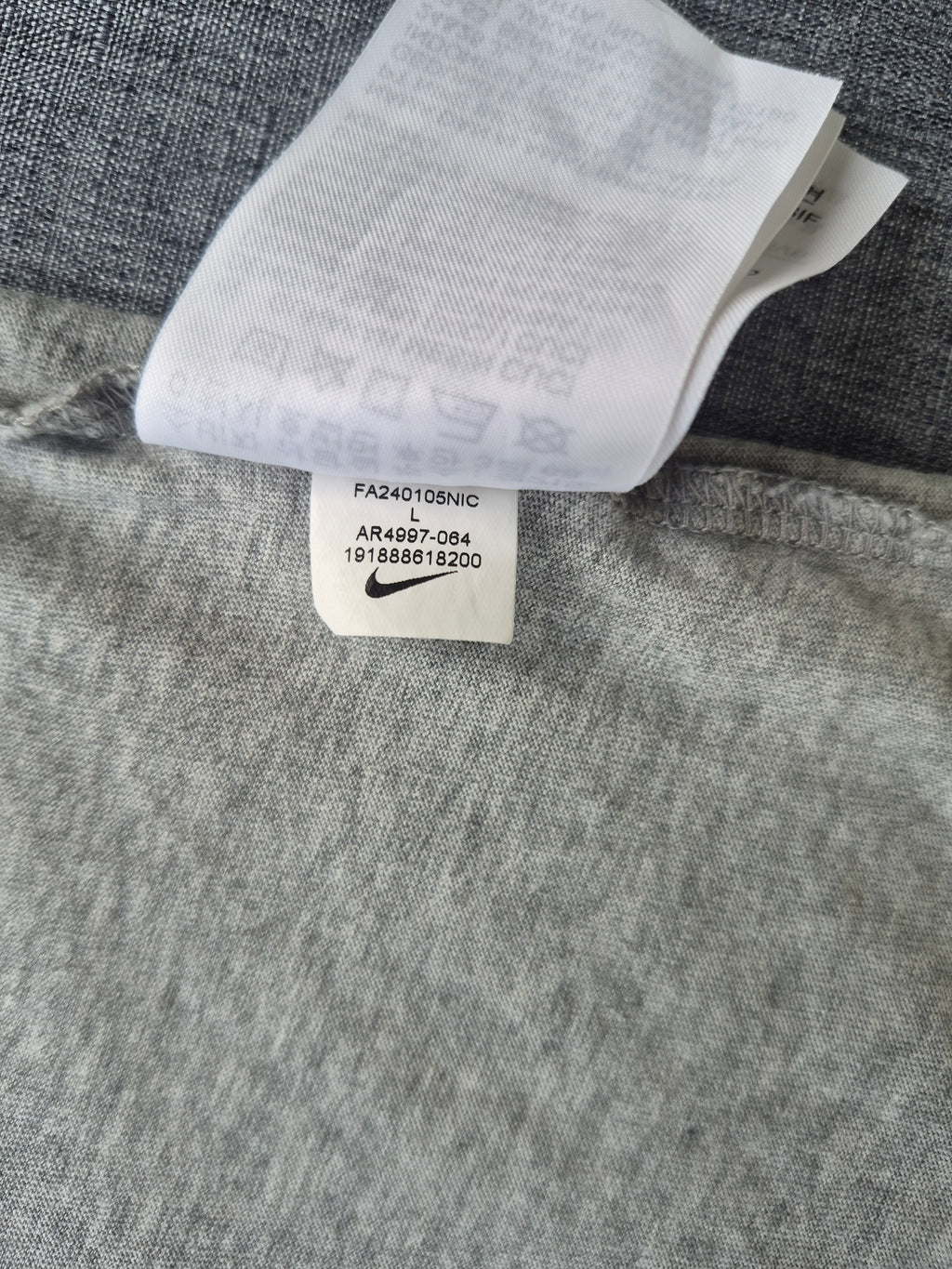 Nike Sportswear Club Crewneck T-Shirt – Grau Meliert – Größe L