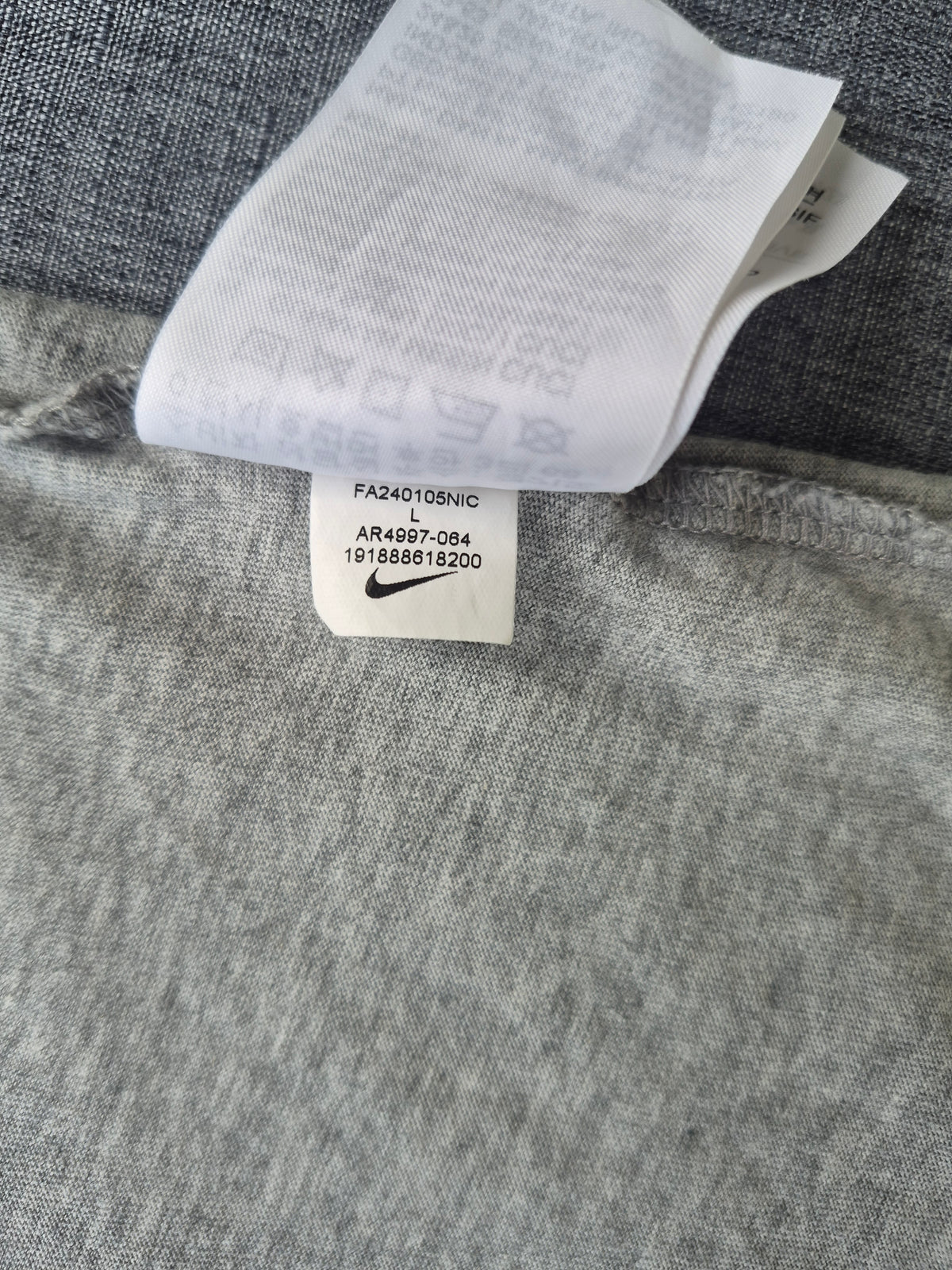 Nike Sportswear Club Crewneck T-Shirt – Grau Meliert – Größe L