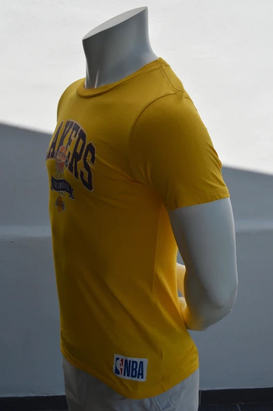 Official NBA „Los Angeles Lakers“ T-Shirt – Goldgelb – Gr. 16 / XS-S (Hervorragend)