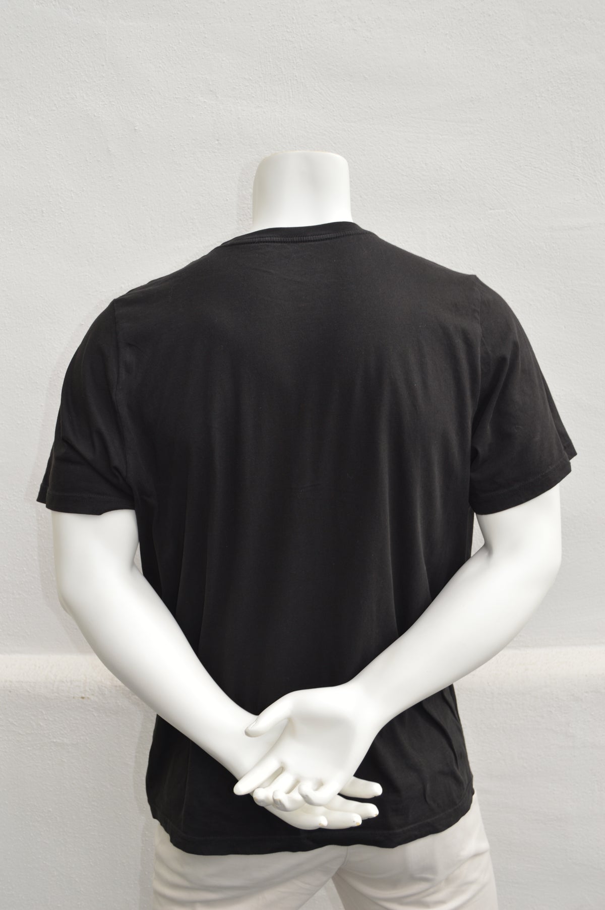 PUMA Essentials No. 1 Logo Herren T-Shirt Schwarz – Größe XL (Relaxed Fit, 100% Baumwolle)