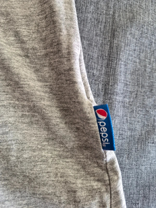 Pepsi – Damen Retro T-Shirt in Grau-Melange mit Vintage Cracked Print – Gr. M