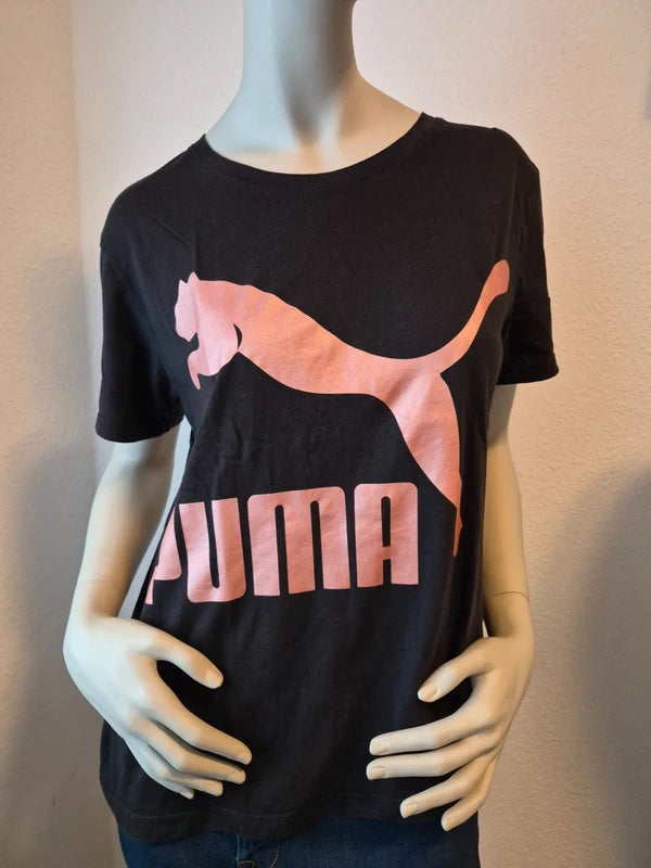 Puma Damen Big Logo T-Shirt in Schwarz/Rosé – Gr. L (lässiger Fit)